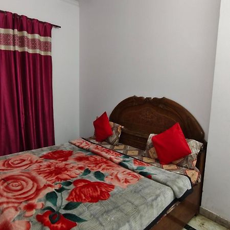 Rajdhani Guest House Faridabad Buitenkant foto