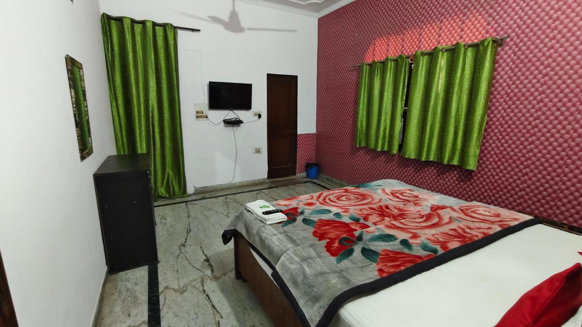 Rajdhani Guest House Faridabad Buitenkant foto