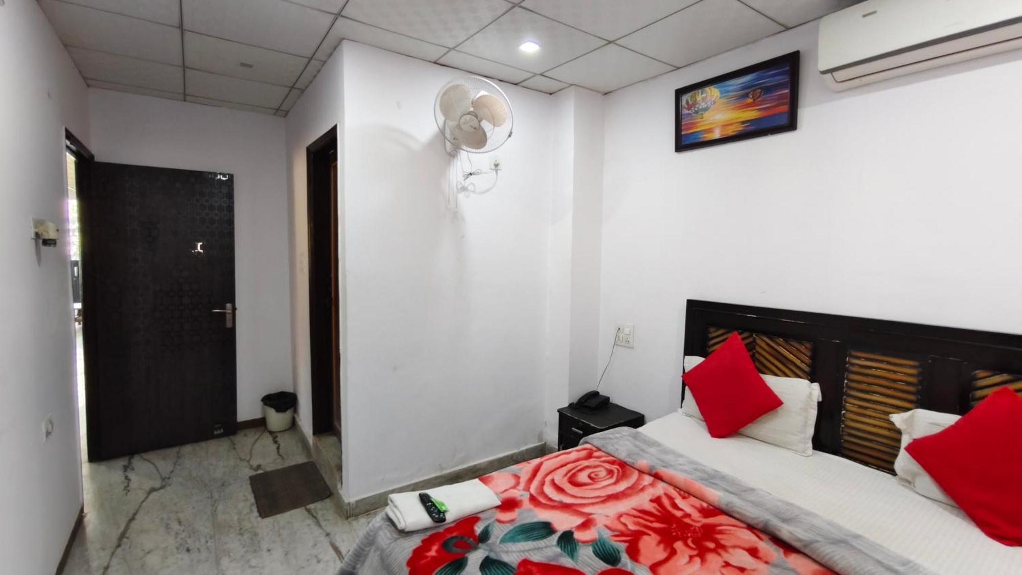 Rajdhani Guest House Faridabad Buitenkant foto