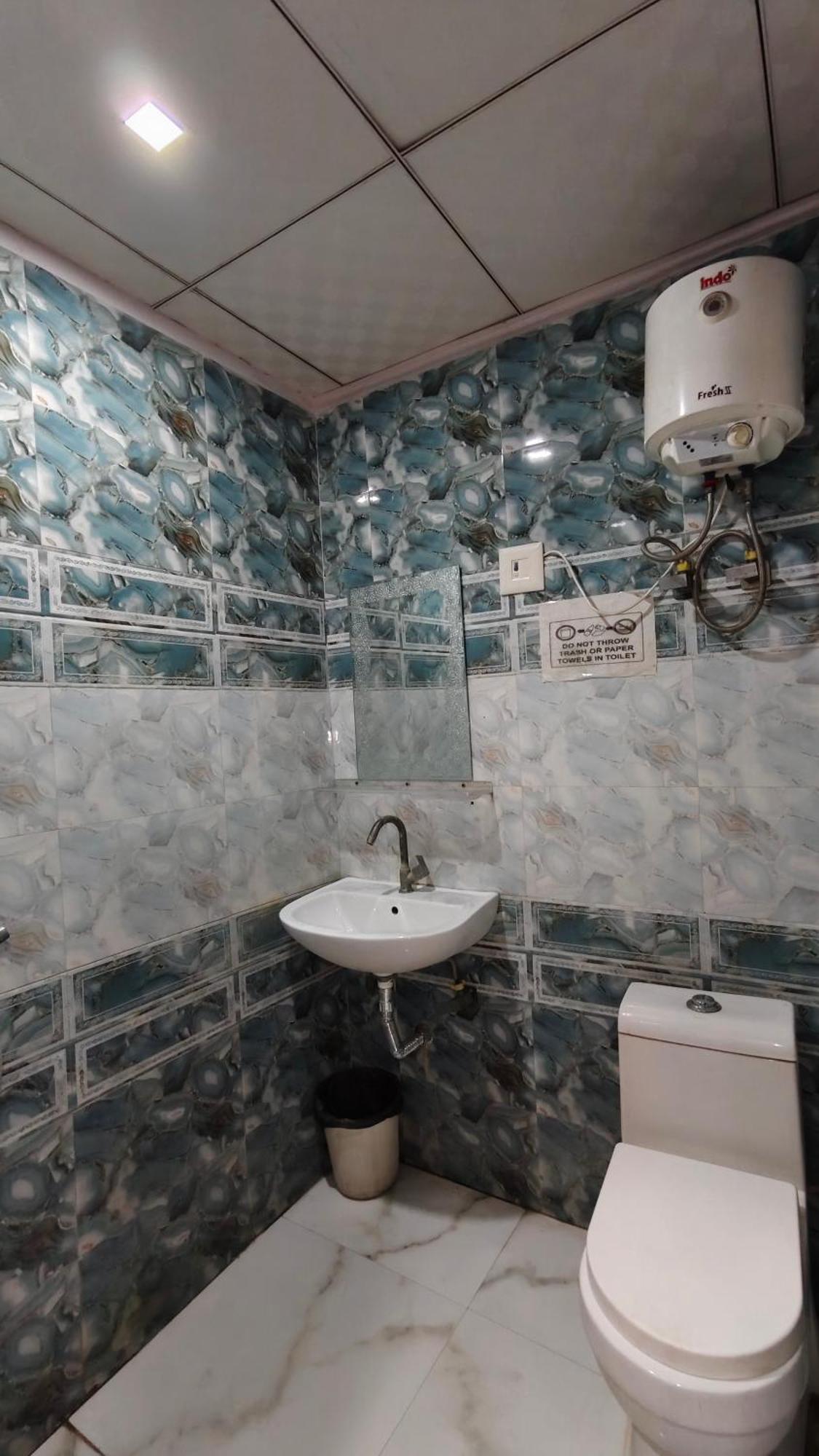 Rajdhani Guest House Faridabad Buitenkant foto